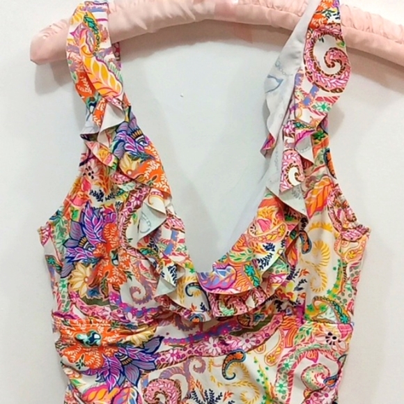 Lauren Ralph Lauren 1 piece Bathing suit Paisley - Picture 2 of 8